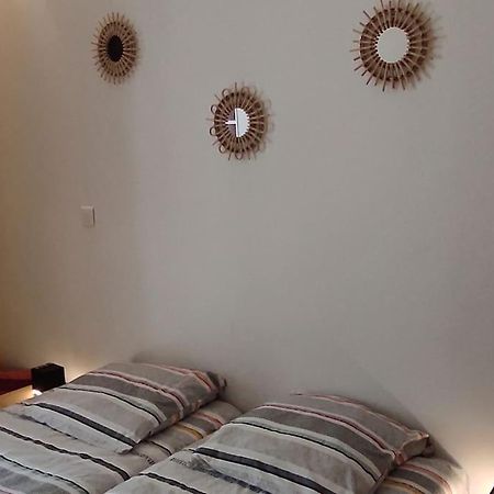 Apartmán Chez Ghys Eaux-Bonnes Exteriér fotografie