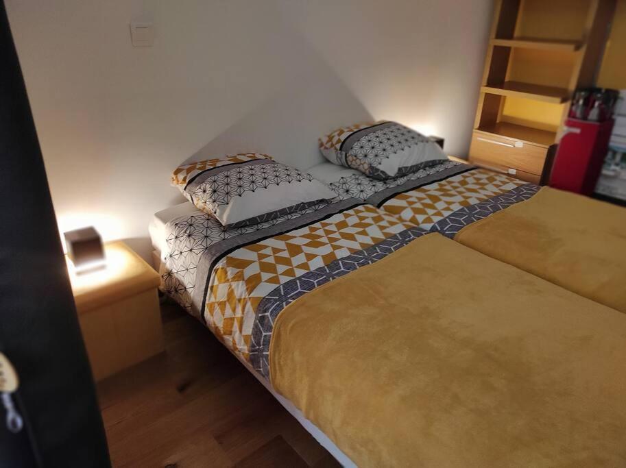 Apartmán Chez Ghys Eaux-Bonnes Exteriér fotografie